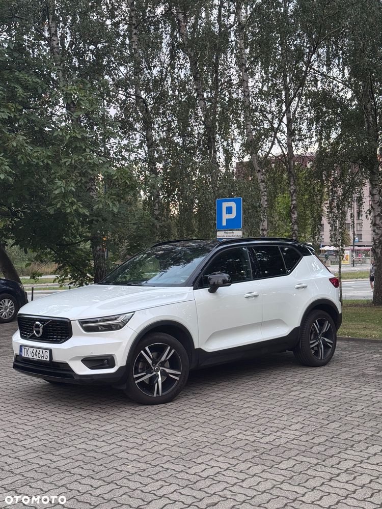 Volvo XC 40 D4 AWD R-Design (Intro Edition) - 5