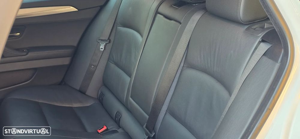 BMW 525 d Pack M Auto - 15
