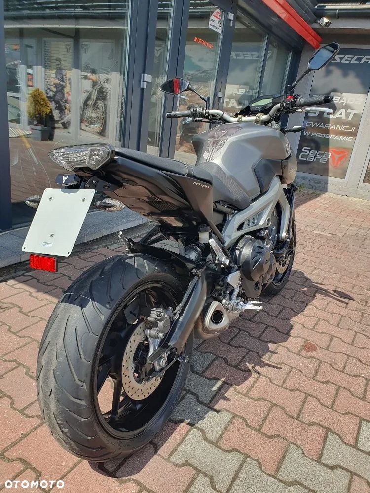 Yamaha MT - 10