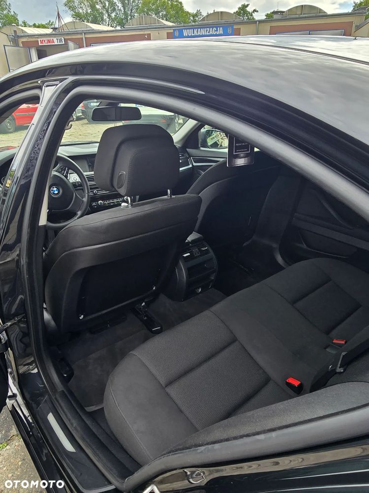 BMW Seria 5 535i - 7