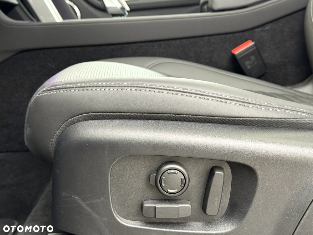 Land Rover Discovery Sport D200 Dynamic HSE - 22