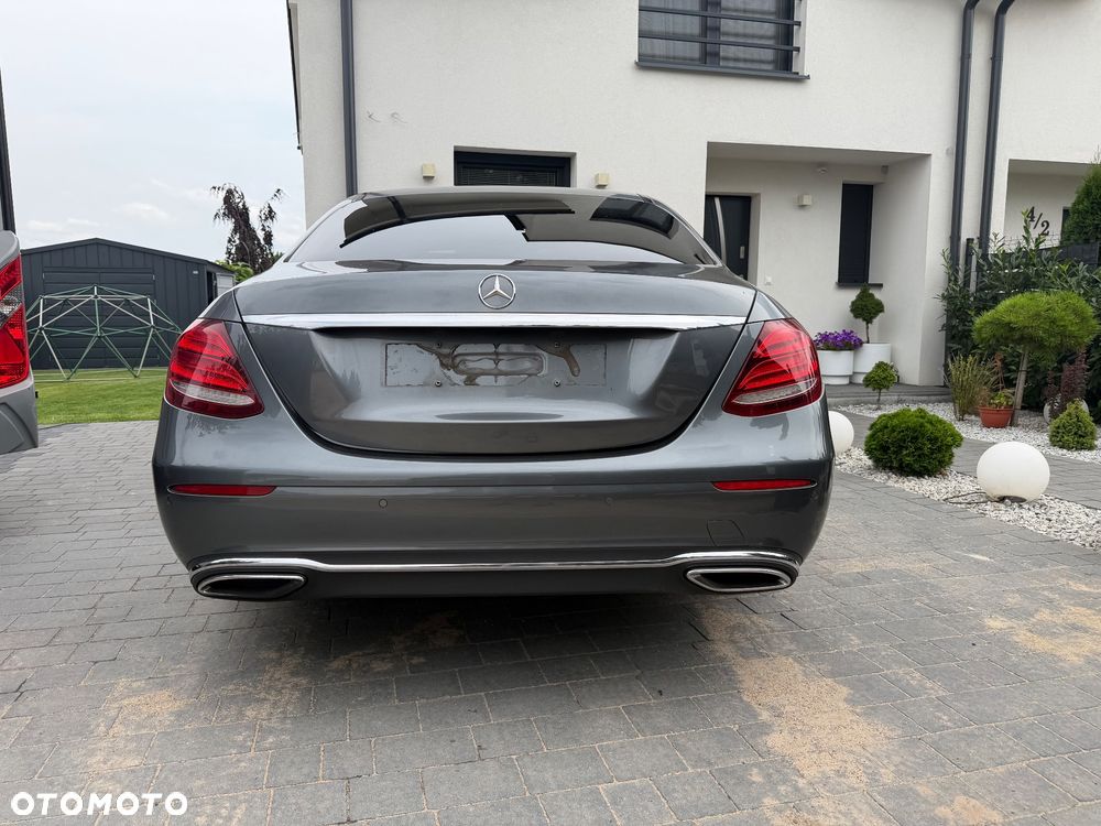 Mercedes-Benz Klasa E 350 d 9G-TRONIC Exclusive - 11