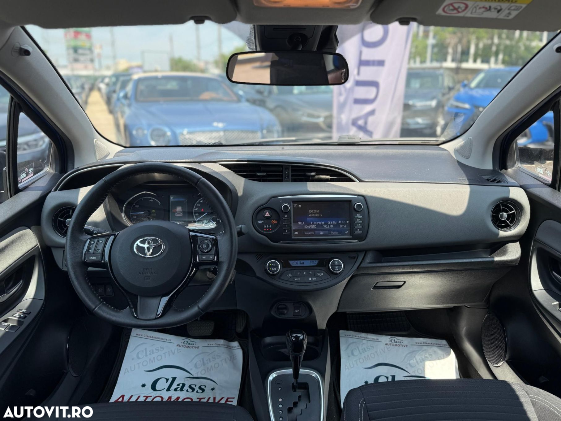 Toyota Yaris - 6