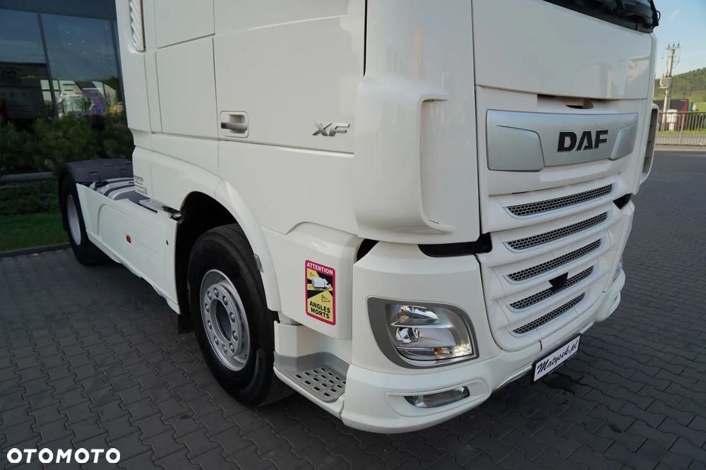 DAF XF 530 / RETARDER / KLIMA POSTOJOWA / SUPER SPACE CAB / - 11