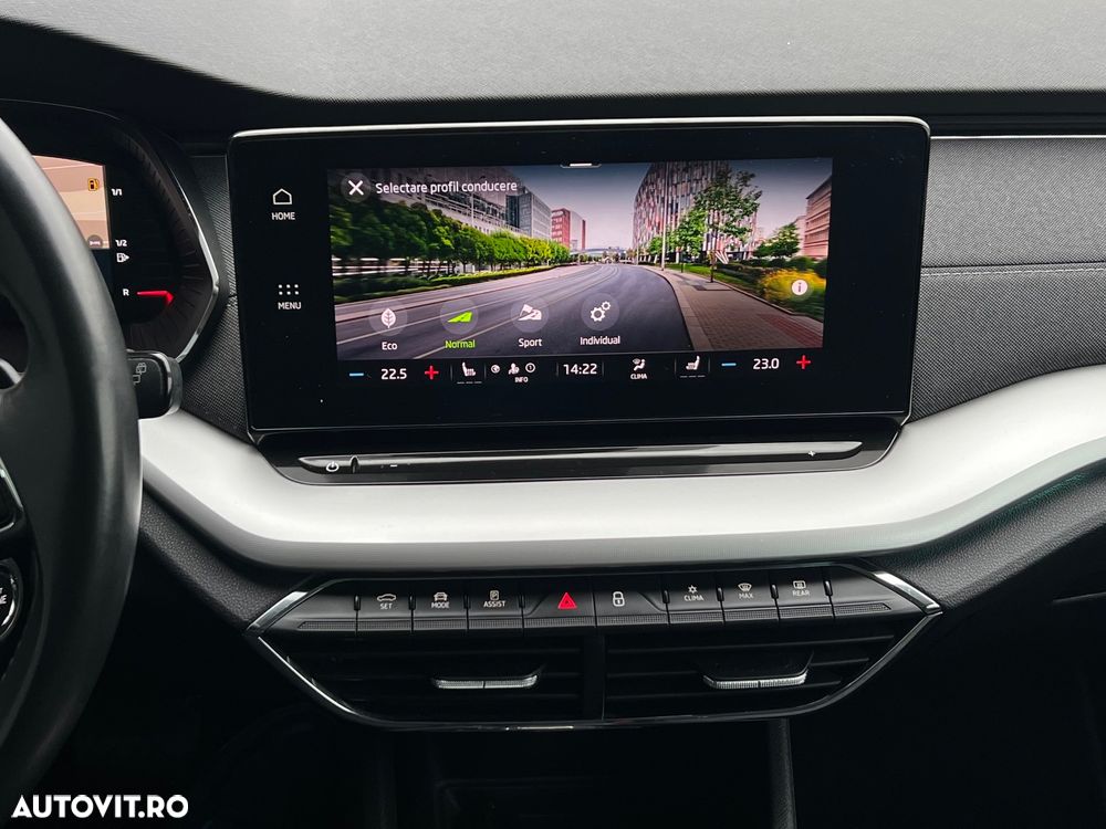 Skoda Octavia Combi 2.0 TDI DSG First Edition - 9