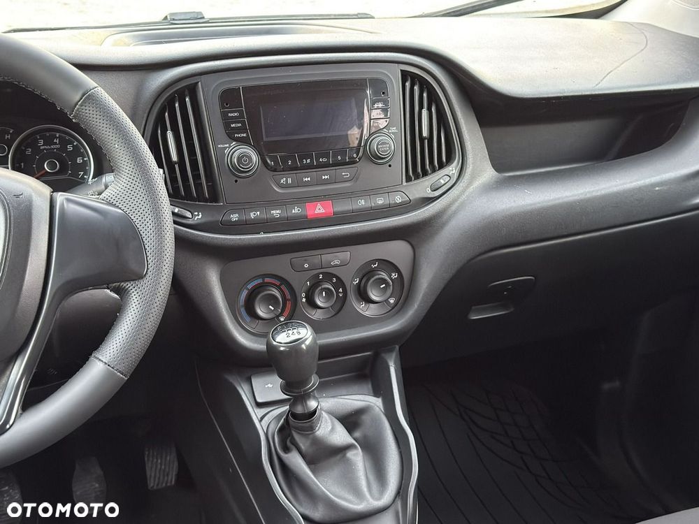 Fiat Doblo 1.6 Multijet 16V Easy - 23