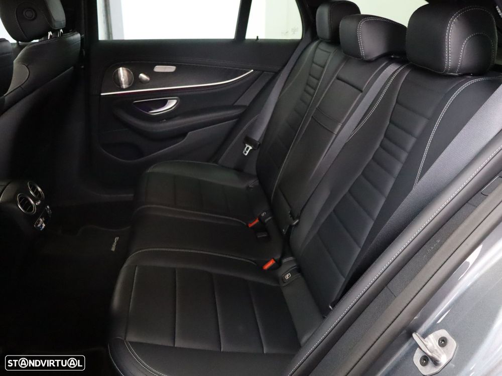 Mercedes-Benz E 300 de AMG Line - 10