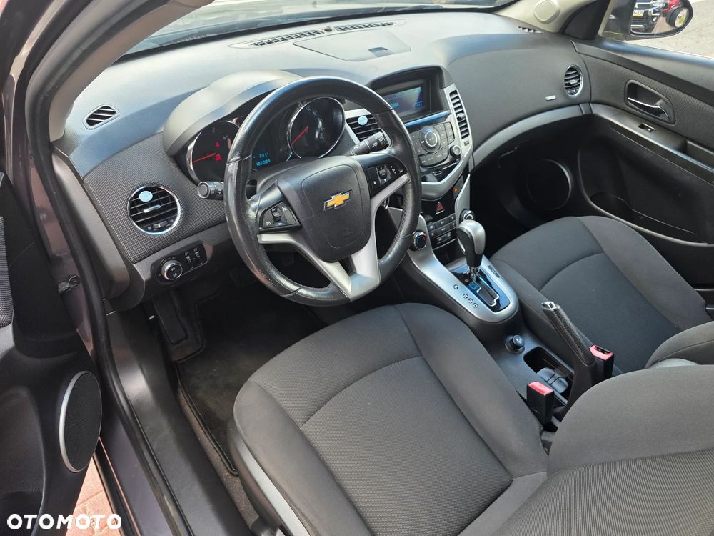 Chevrolet Cruze 1.8 Automatik LTZ - 10