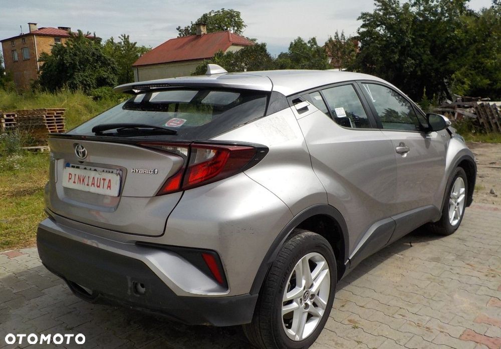 Toyota C-HR - 12