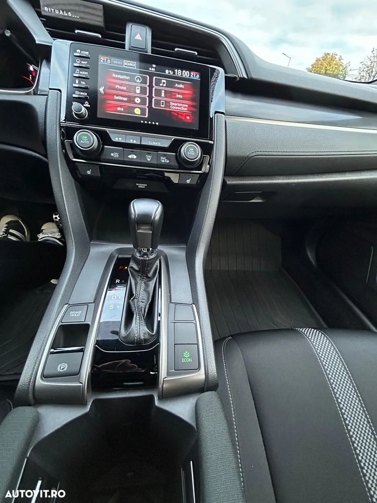 Honda Civic 1.5 VTEC Turbo CVT Sport - 16