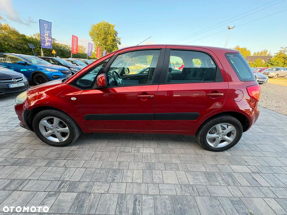 Suzuki SX4 1.6 GS / Premium - 4