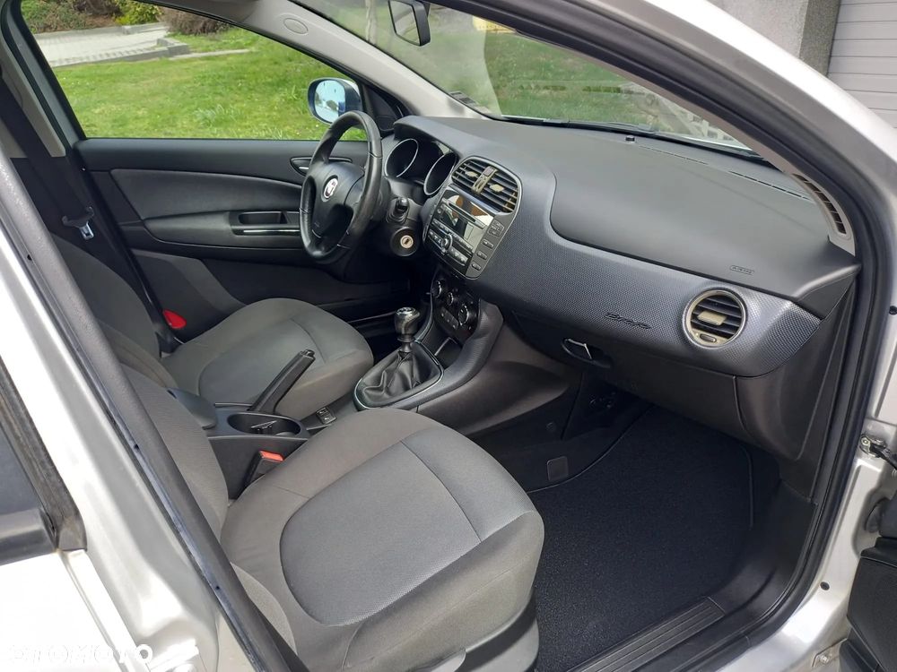 Fiat Bravo 1.9 Multijet 8V DPF Emotion - 17
