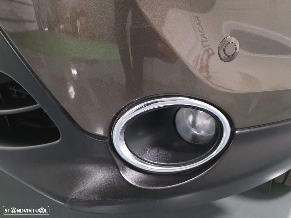 Nissan Qashqai 1.5 dCi N-Connecta Led - 15