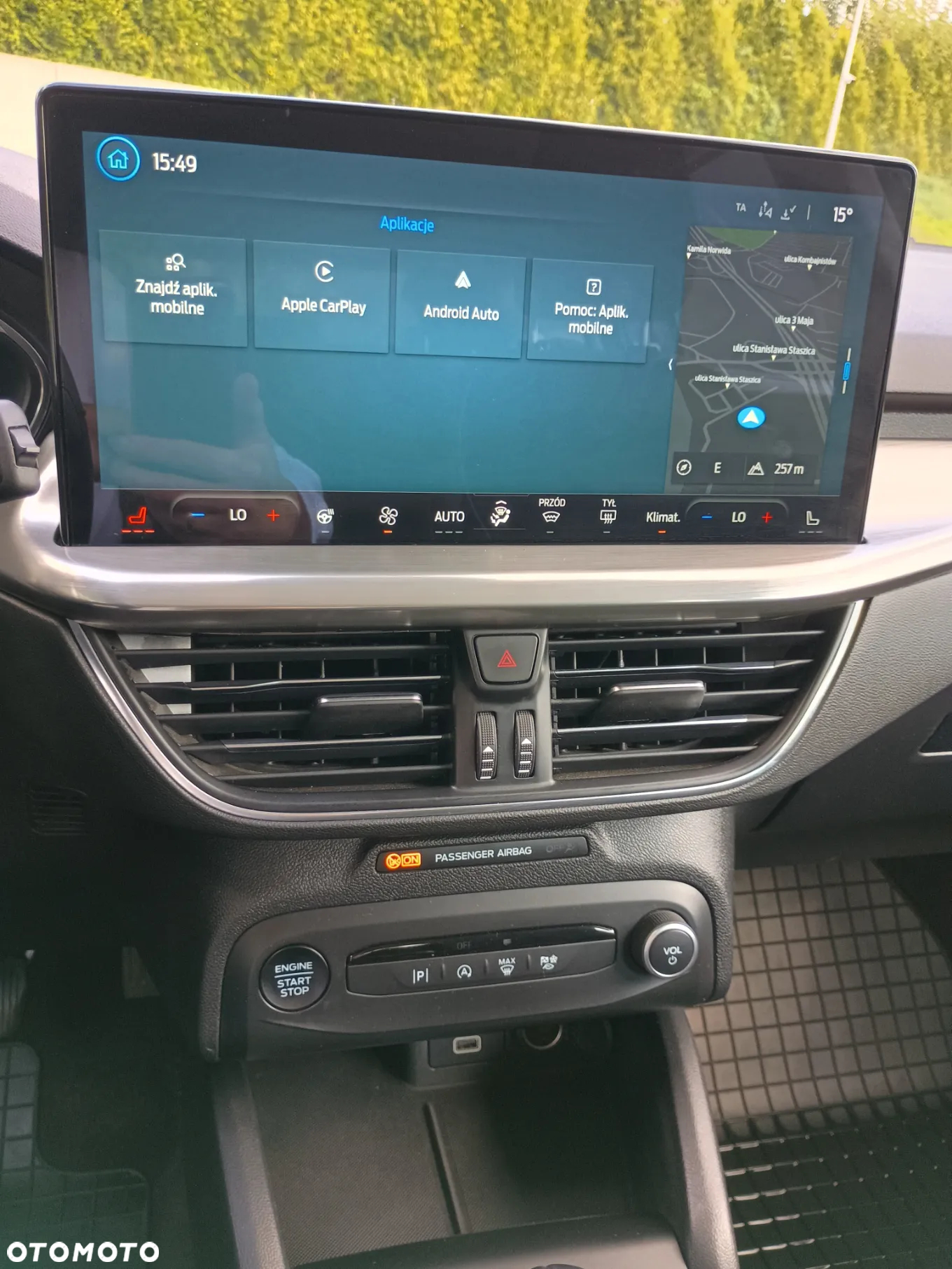 Ford Focus 1.0 EcoBoost Titanium - 23