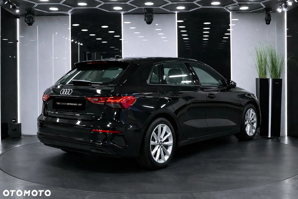 Audi A3 Sportback 35 TFSI S tronic - 5