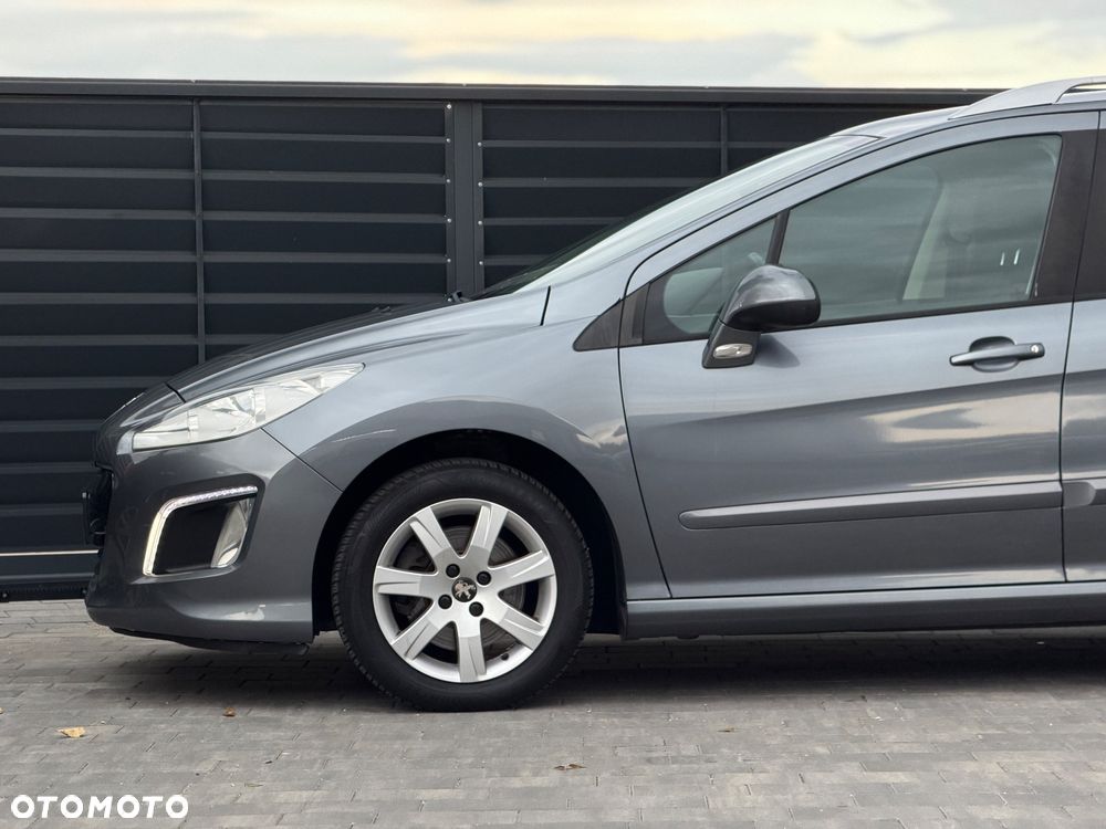 Peugeot 308 - 28