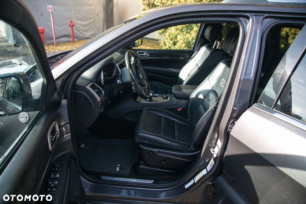 Jeep Grand Cherokee - 4
