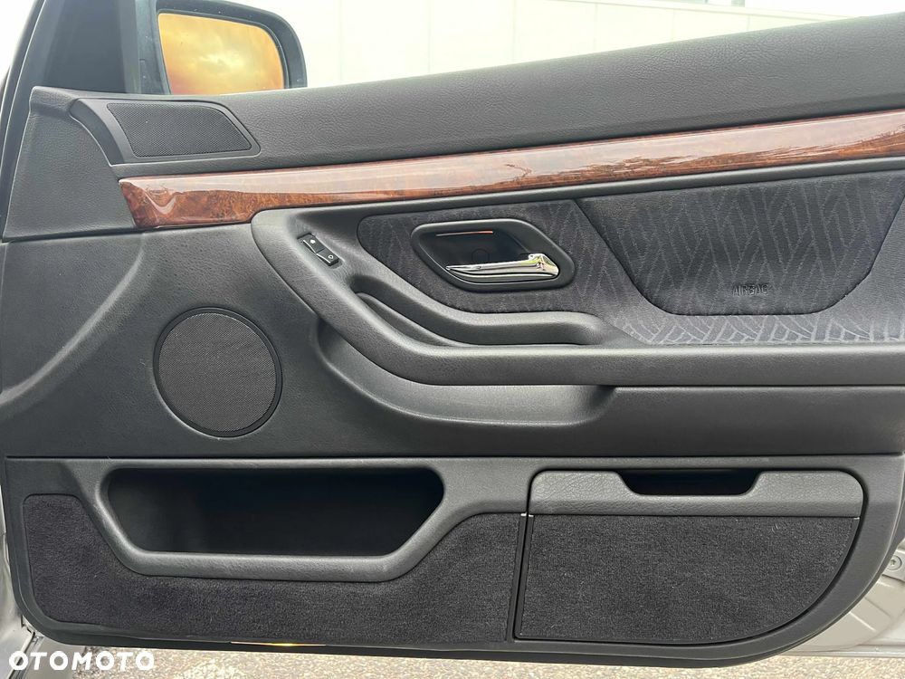 BMW Seria 7 730d - 25