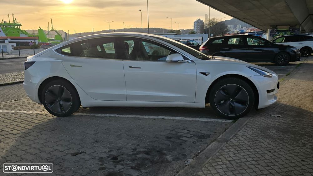 Tesla Model 3 Standard Range Plus RWD - 14