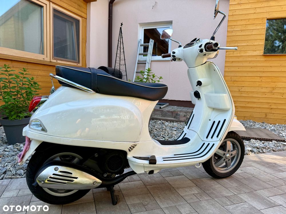 Piaggio Vespa - 2