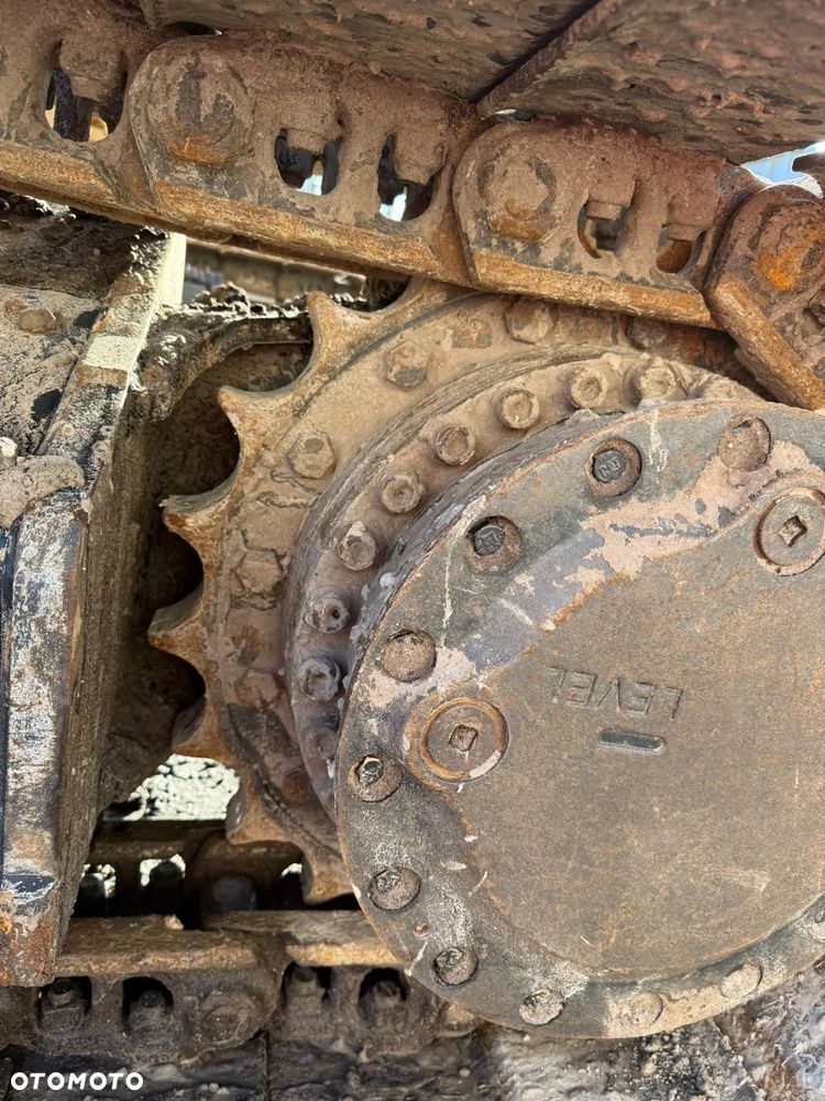 Caterpillar 323 - 32