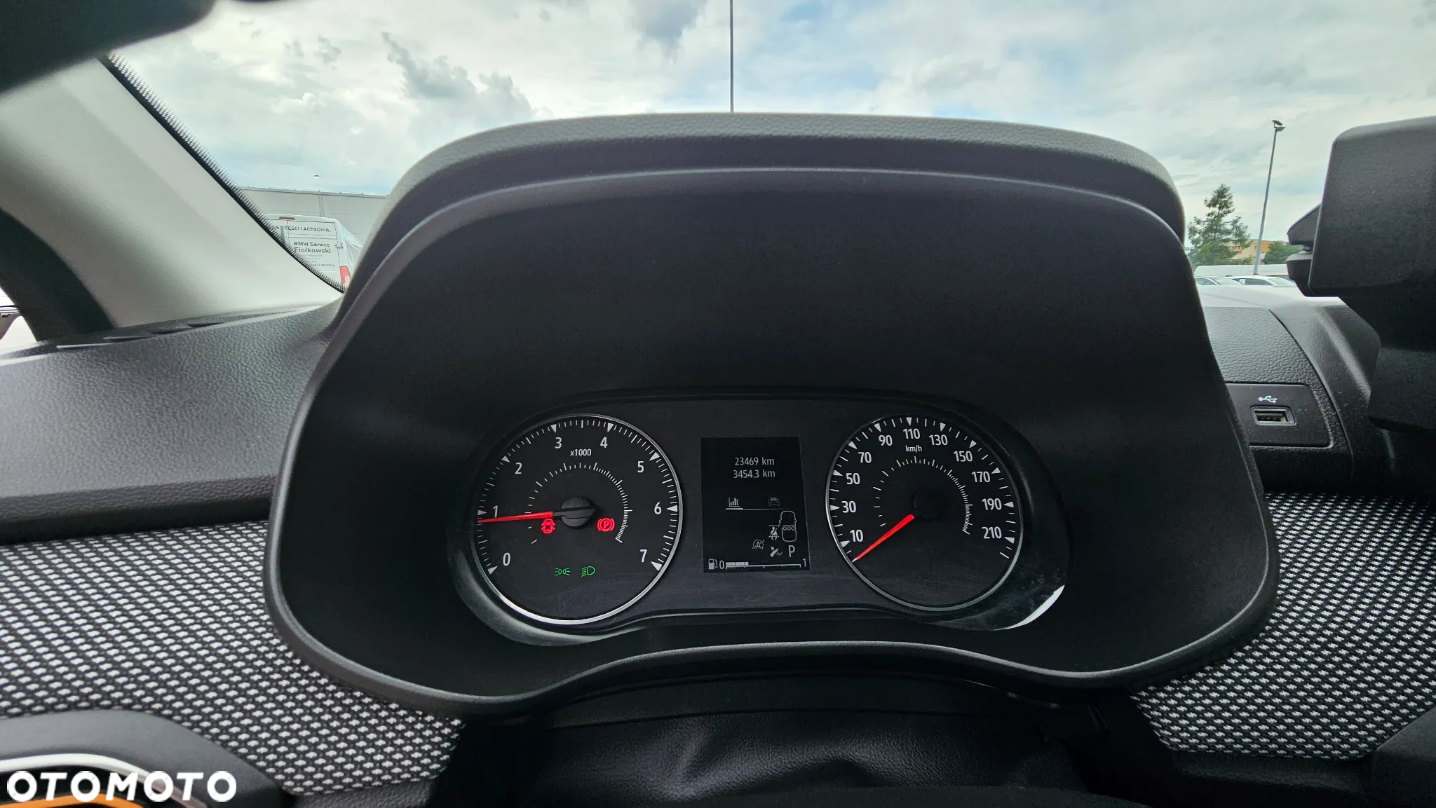 Dacia Sandero Stepway 1.0 TCe Expression CVT - 8