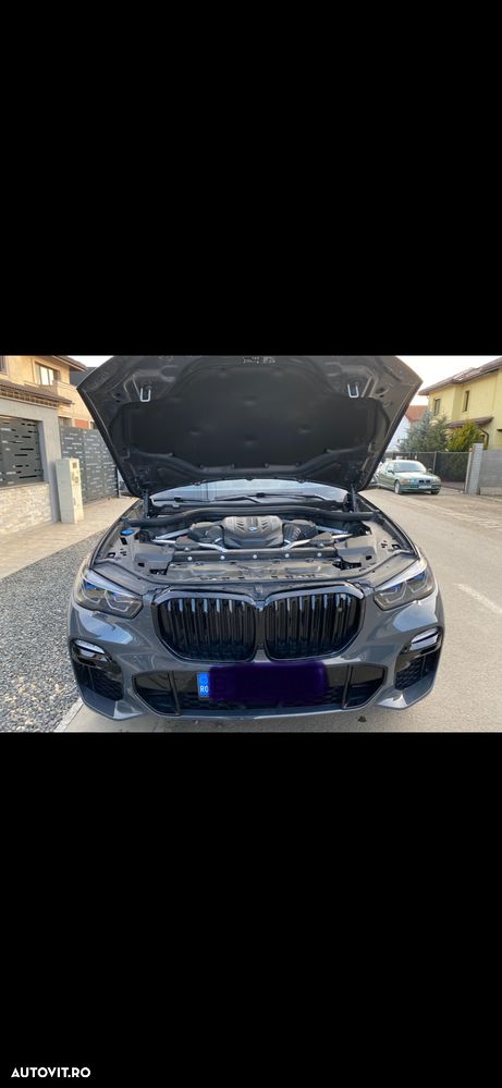 BMW X5 M M50i - 4