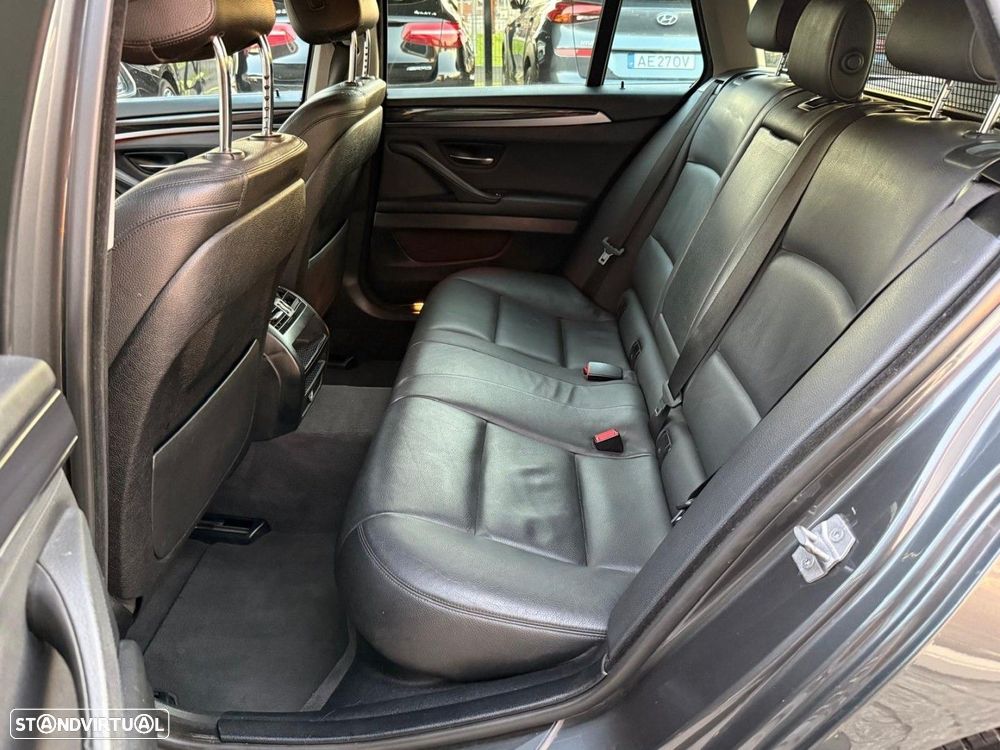 BMW 520 d Auto - 10
