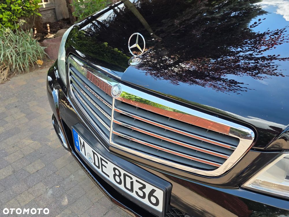 Mercedes-Benz Klasa C 180 BlueEFFICIENCY Elegance - 16