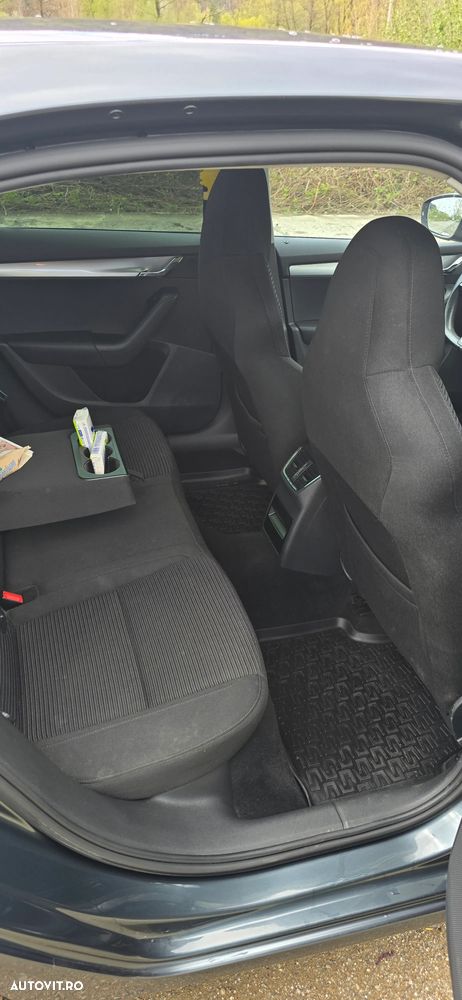 Skoda Octavia 2.0 TDI Style - 12