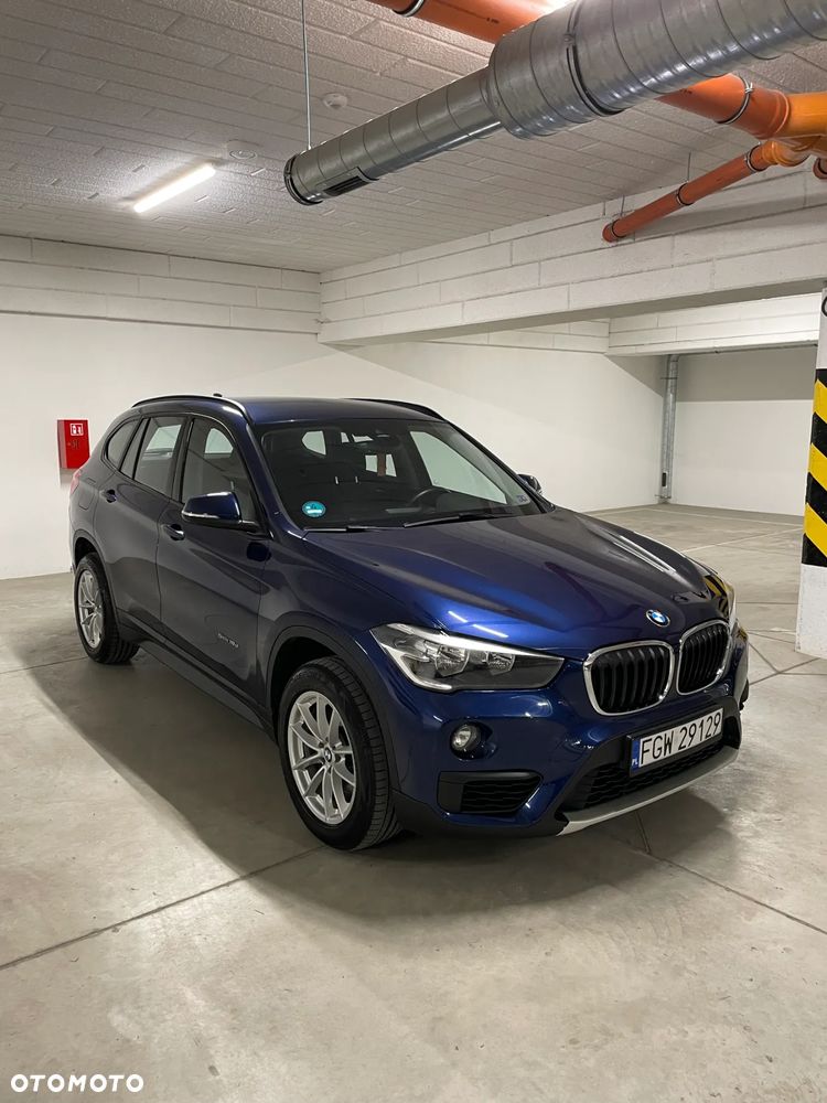BMW X1 sDrive18d Advantage - 1