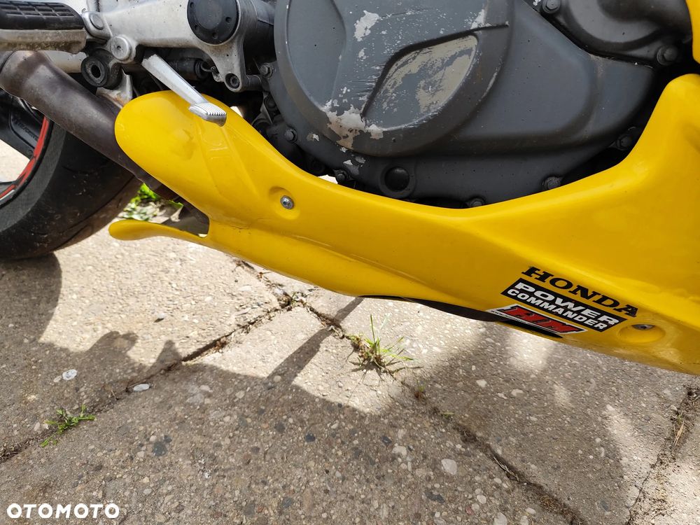Honda VTR - 16