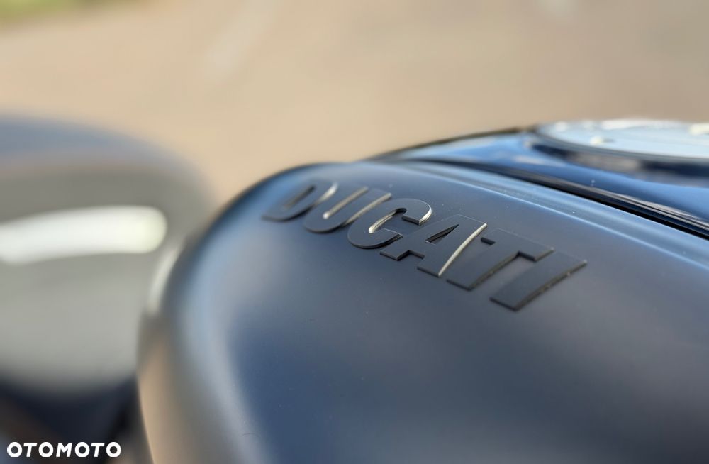 Ducati Diavel - 15