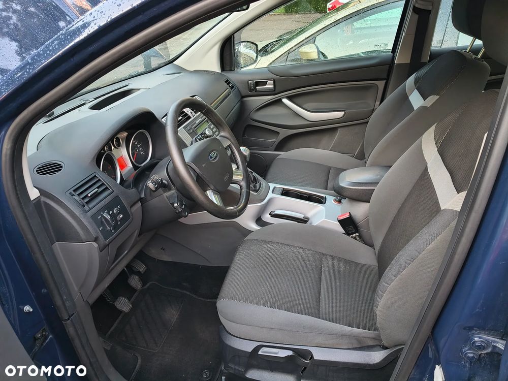 Ford Kuga 2.0 TDCi 2x4 Individual - 12