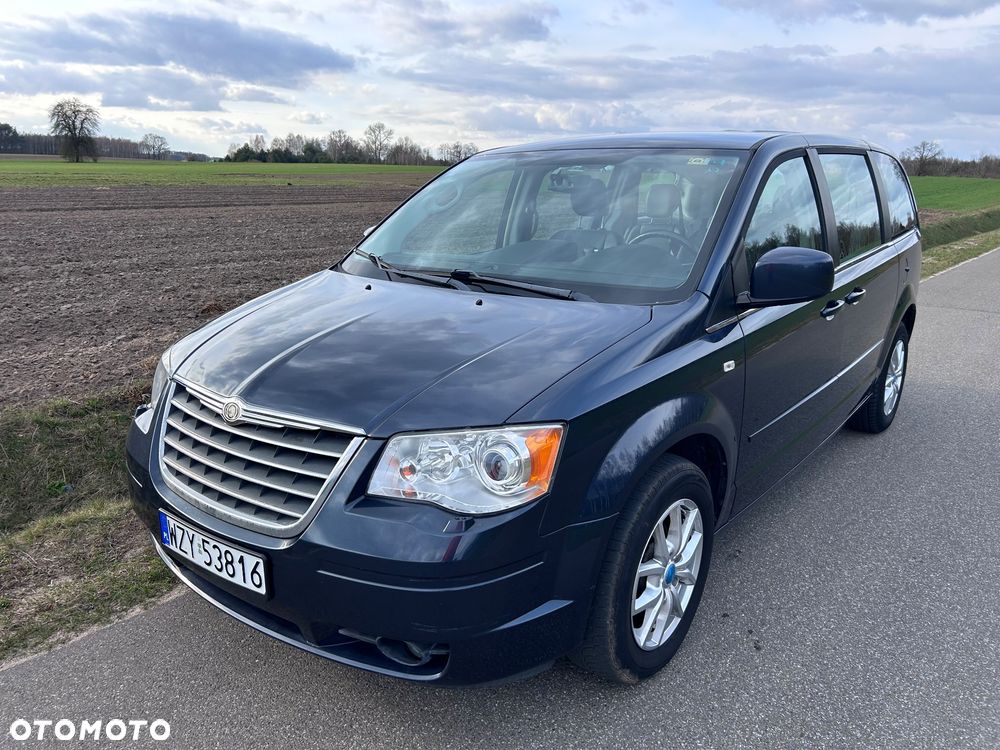 Chrysler Grand Voyager - 16