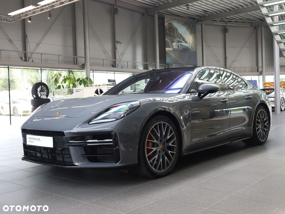 Porsche Panamera - 3