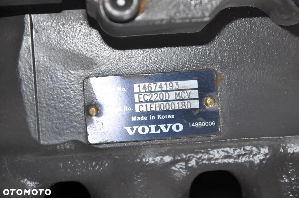 Rozdzielacz hydrauliczny Volvo EC220 14674193 - 9