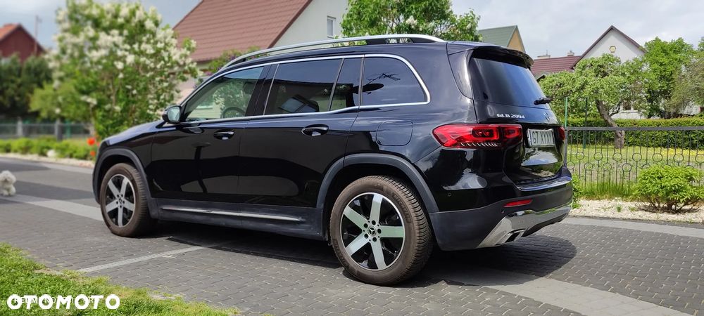 Mercedes-Benz GLB 200 d 4-Matic 8G-DCT - 2