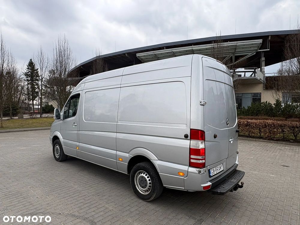 Mercedes-Benz SPRINTER - 3