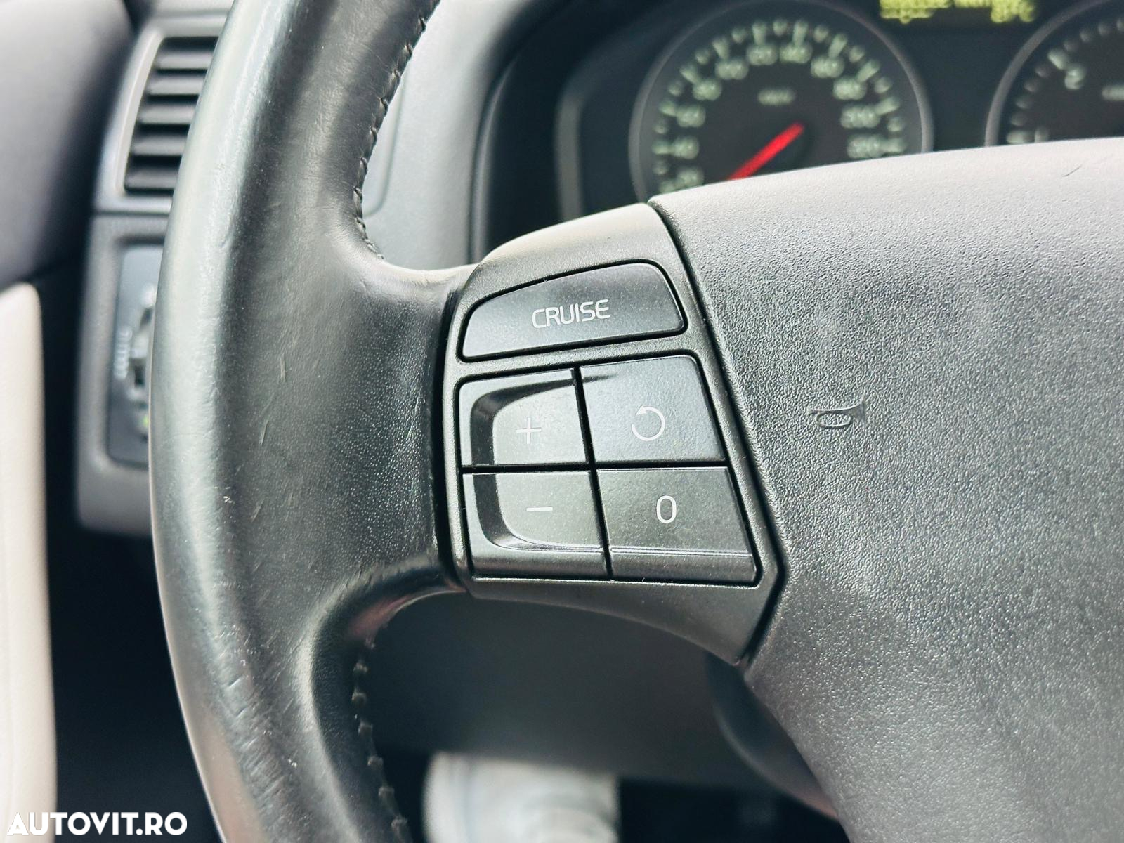 Volvo V50 - 39