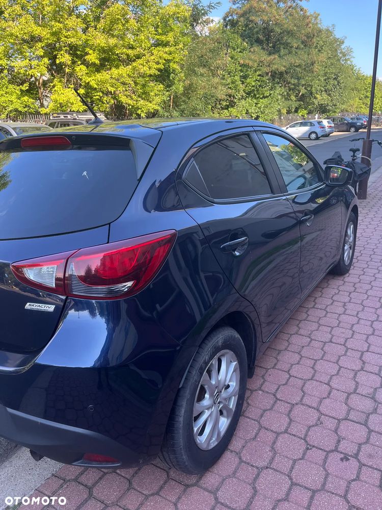 Mazda 2 - 5