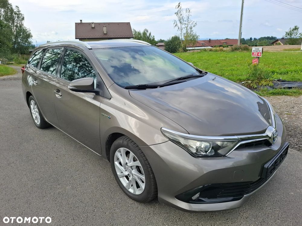 Toyota Auris - 5