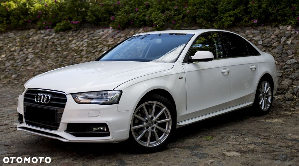 Audi A4 Limousine - 1
