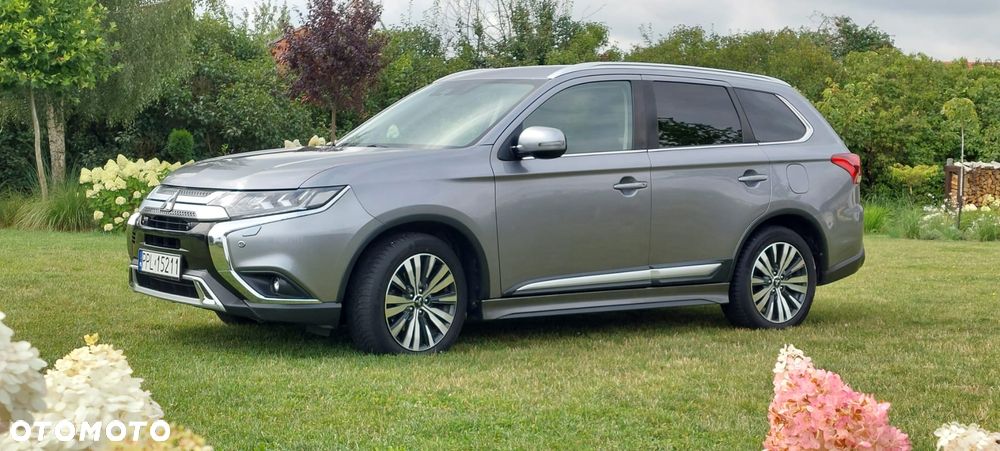 Mitsubishi Outlander 2.0 Intense Comfort 4WD CVT - 23