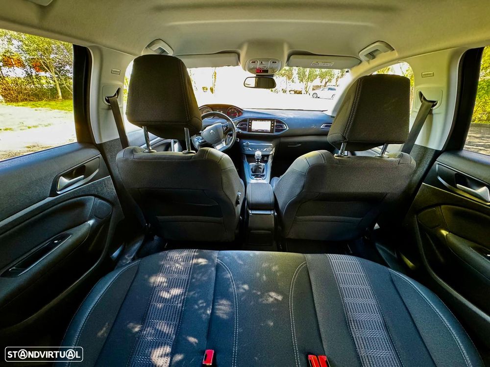 Peugeot 308 1.5 BlueHDi Allure - 23