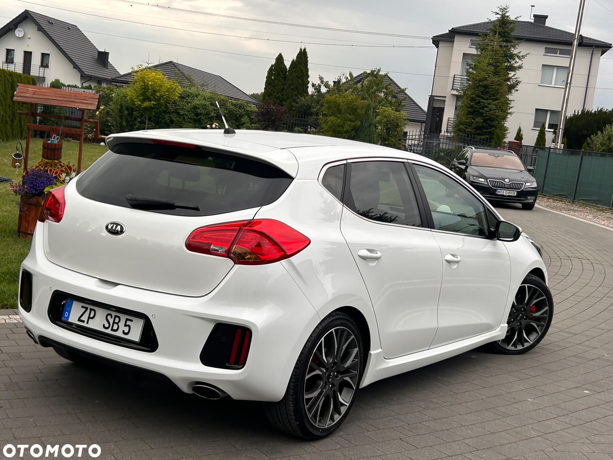 Kia Ceed 1.6 T-GDI GT-Track - 8