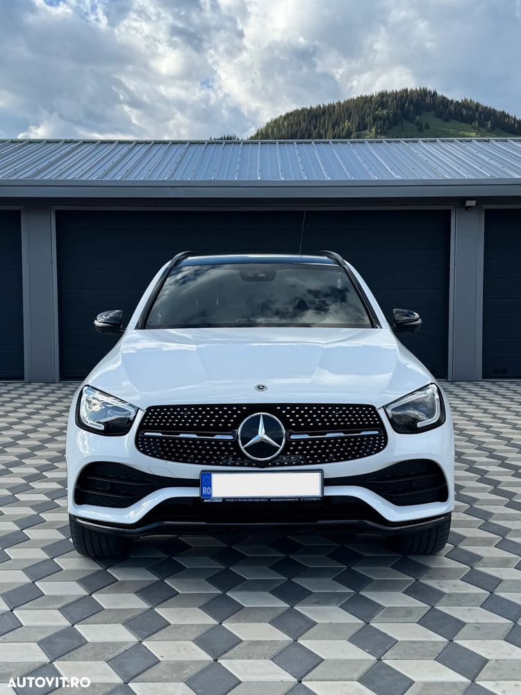 MERCEDES-BENZ GLC 2022