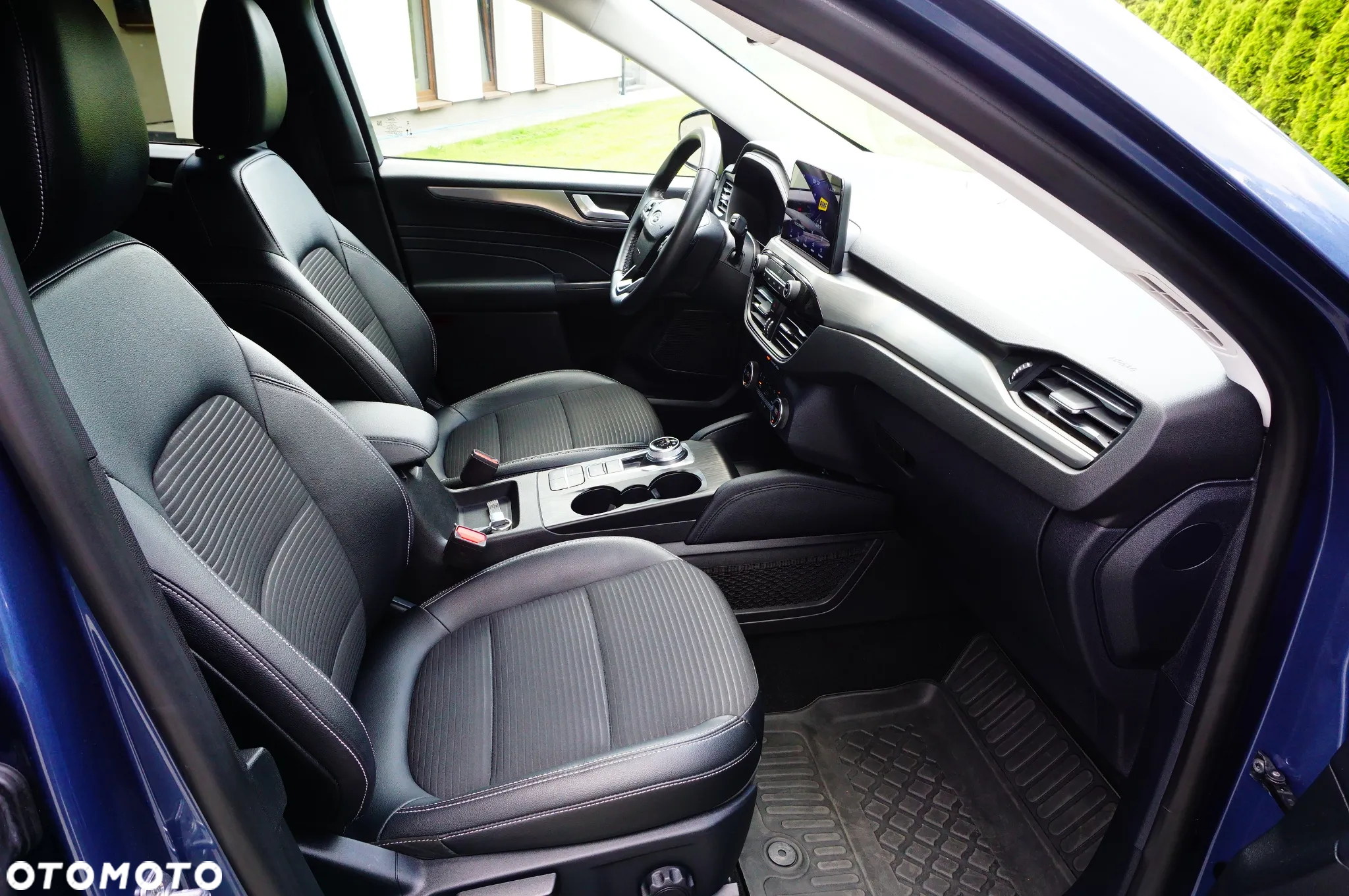 Ford Kuga 2.5P PHEV FWD Titanium X - 25