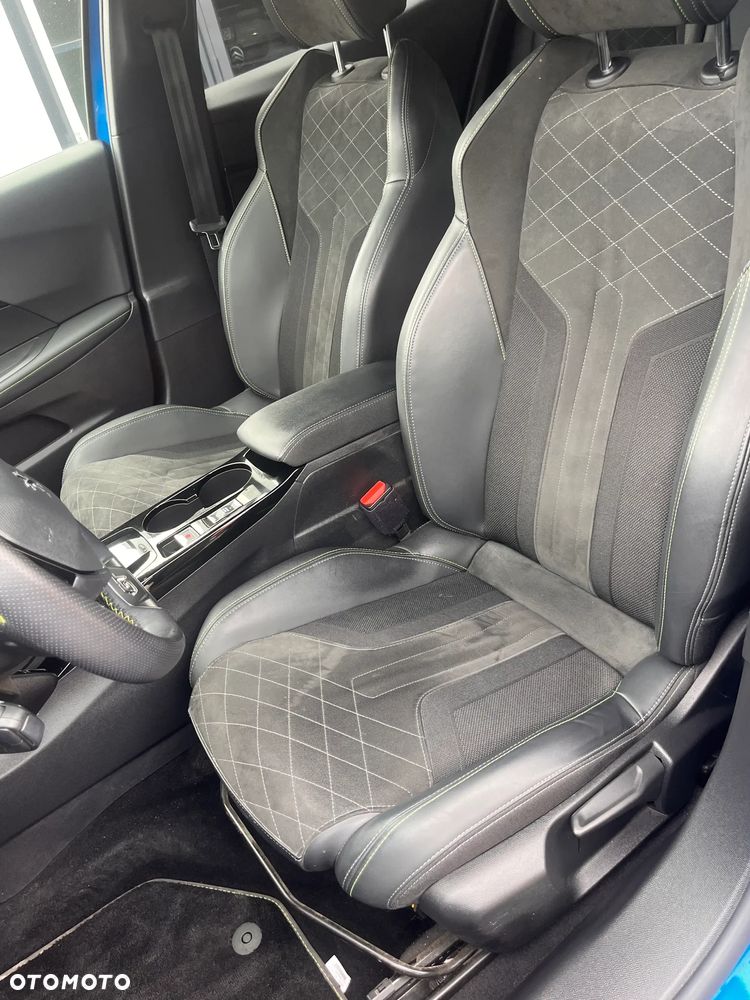 Peugeot 2008 1.2 PureTech GT Pack S&S EAT8 - 10