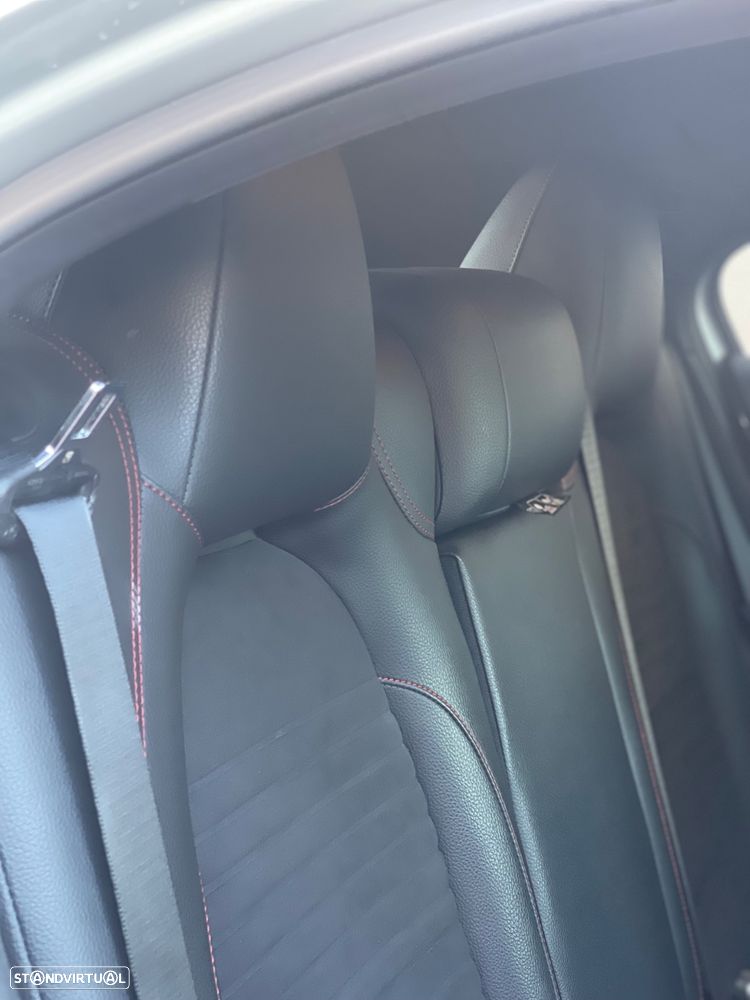 Mercedes-Benz A 160 d AMG Line - 10